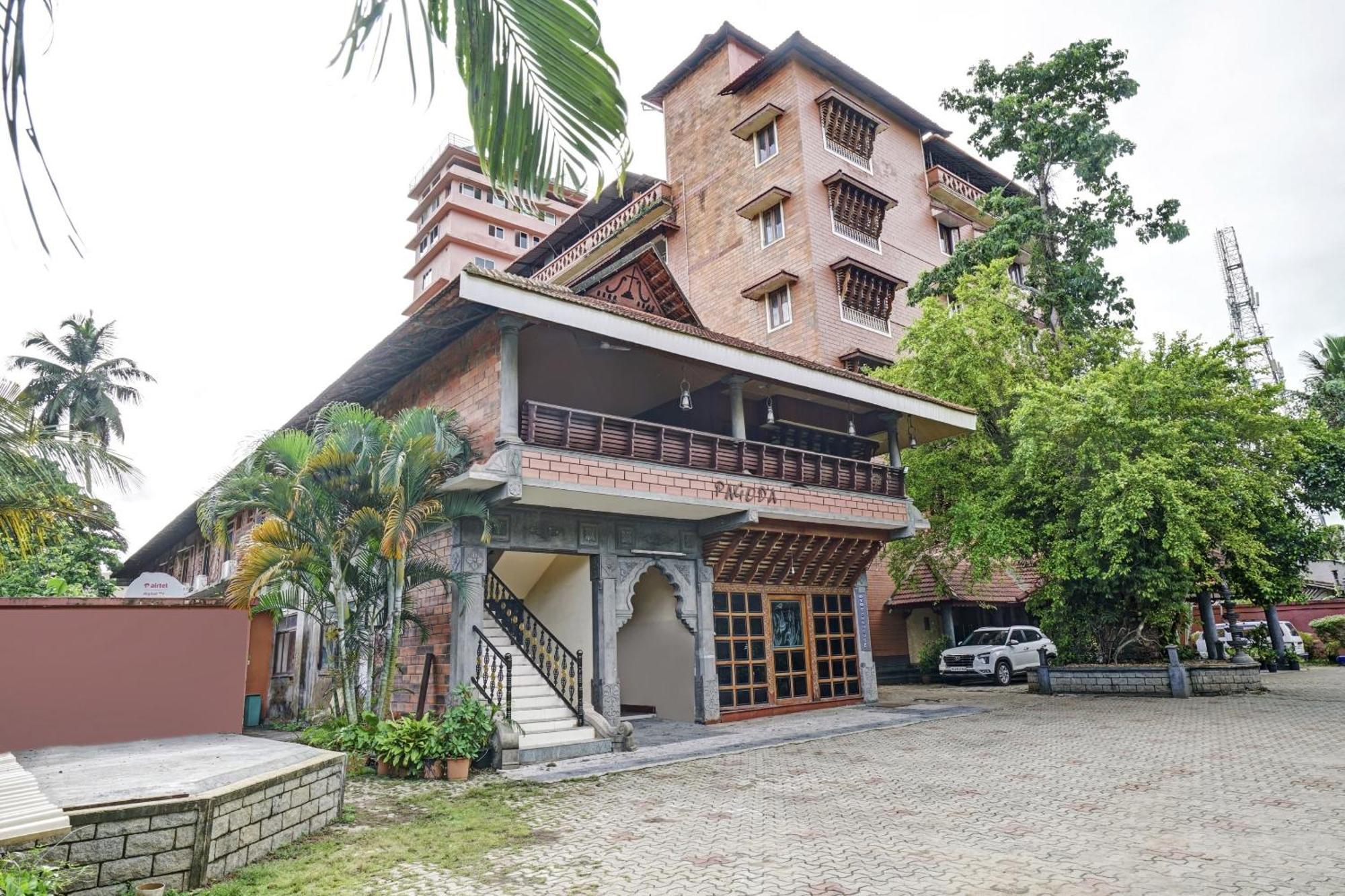 Palette - Pagoda Resorts Alappuzha Bagian luar foto